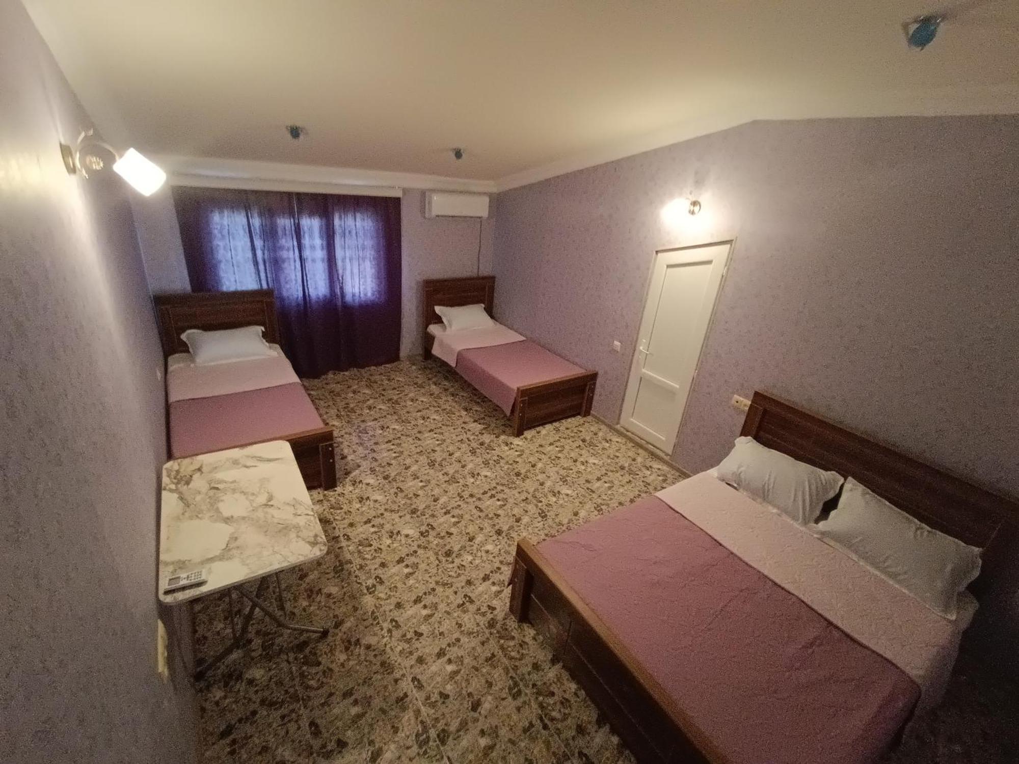 Light House Hotel Koetaisi Buitenkant foto